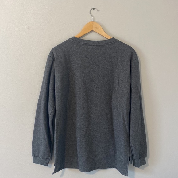 Most adorable Disney Mickey Mouse grey sweatshirt size L but fits like a Medium - Picture 4 of 4